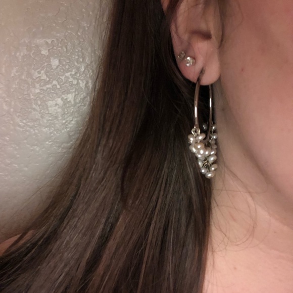 Vintage Francesca’s Collections Pearl Earrings - Picture 5 of 6